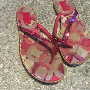 coach pink flip flops sz8 M Margo
